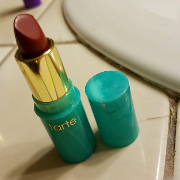 Tarte lipstick - Picture 3 of 5